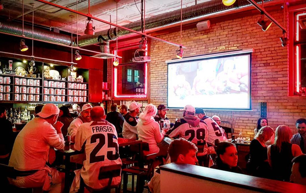 Watching the Jets, Winnipeg Jets, People Drinking
