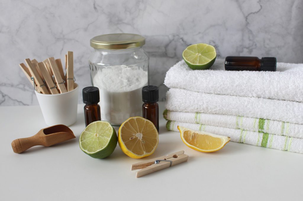 Homemade cleaning products, natural cleaning products, cleaning products winnipeg, winnipeg apartment living, downtown winnipeg living, apartment living