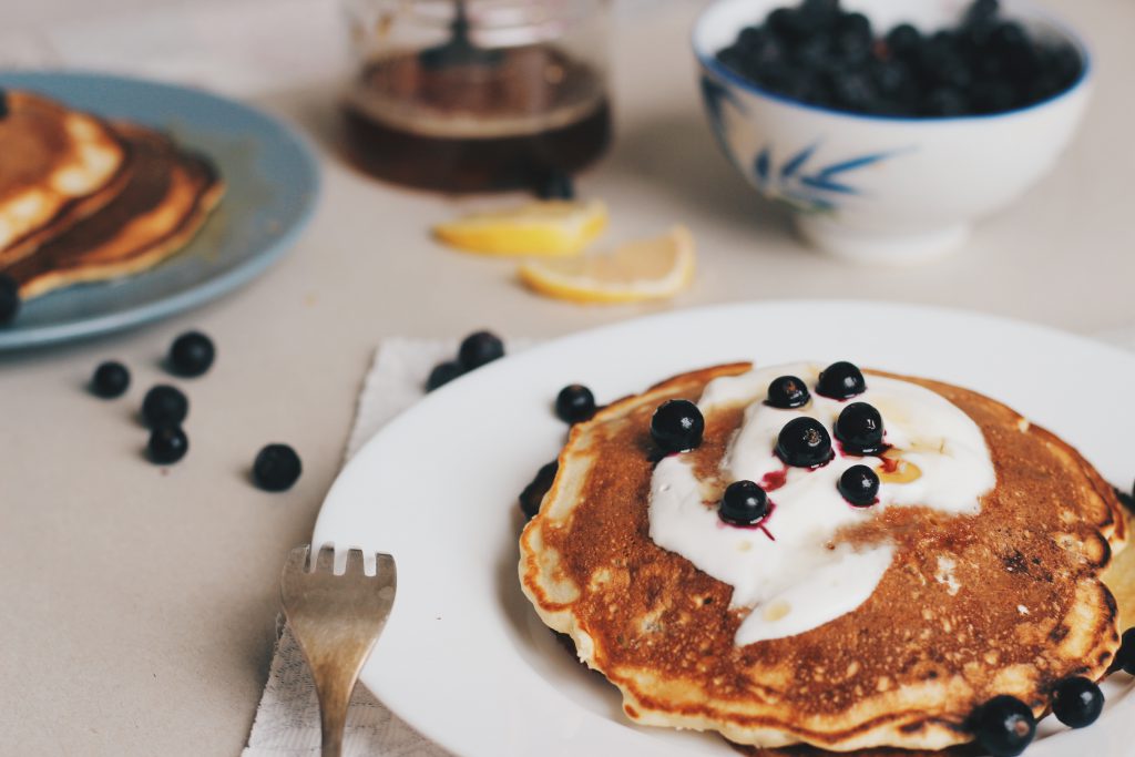 Breakfast places in Winnipeg, Downtown Winnipeg Eats, Where to go for breakfast in downtown winnipeg, breakfast places in winnipeg, downtown living, downtown winnipeg living, apartment living